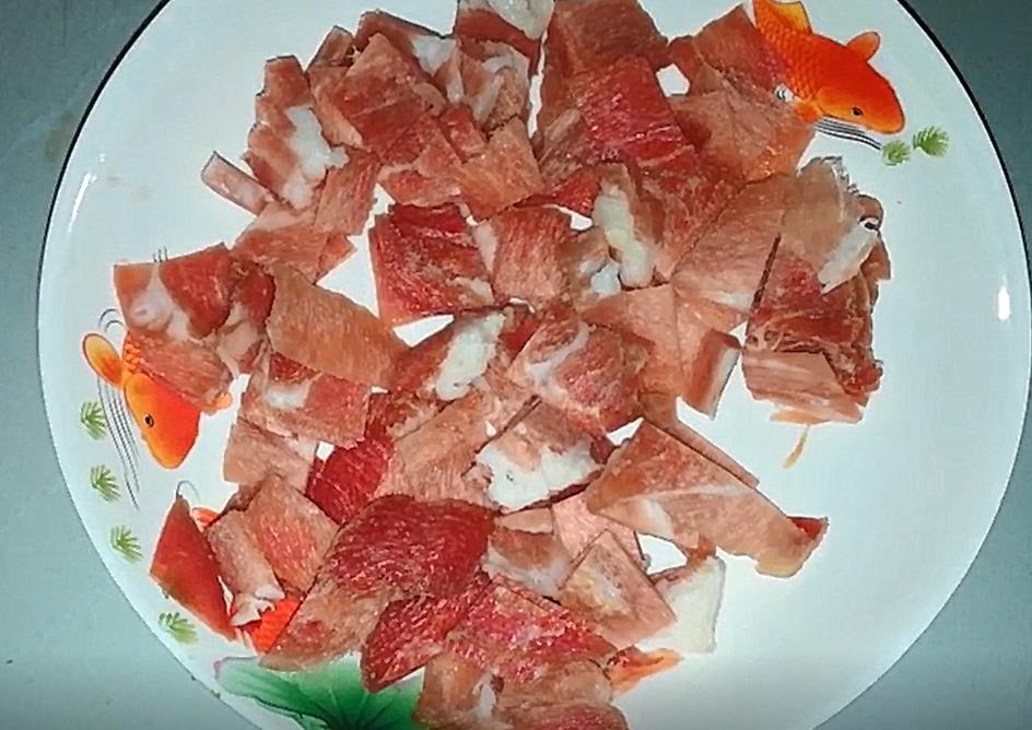 萝卜泥饼的做法:一款宠物喜爱的创意食谱